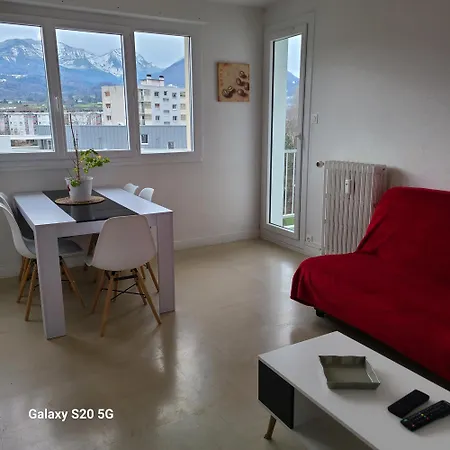 T4 Pour 6p - Balcon - Parking Gratuit - Fibre Chambéry